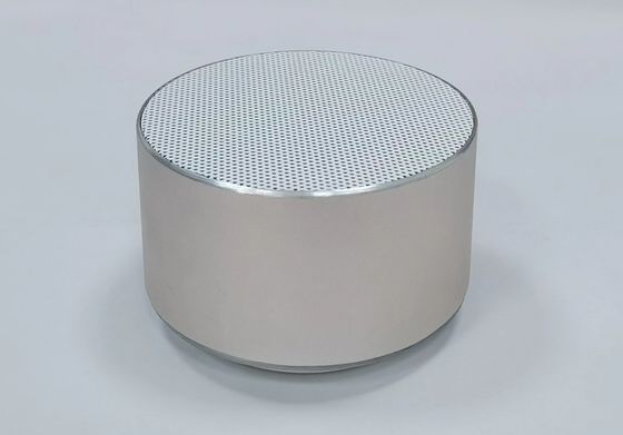 Professional Wireless Portable Bluetooth Speaker DC5V 1A With FM Radio